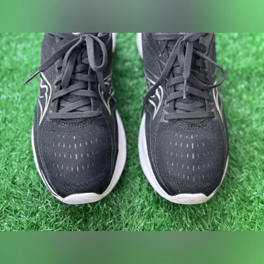 Saucony good preowned